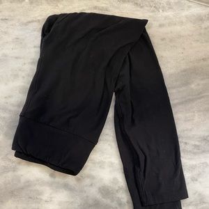 Solid black Lularoe leggings!